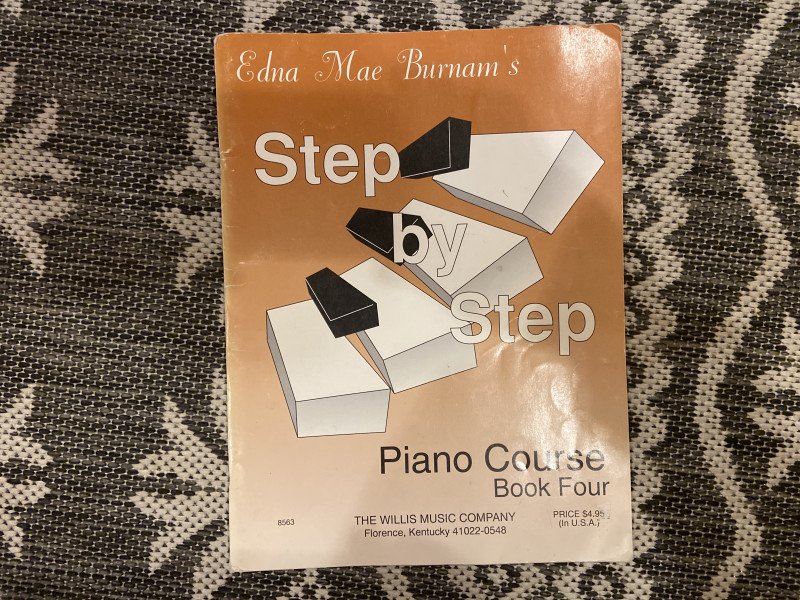 Step by Step Piano course book four 